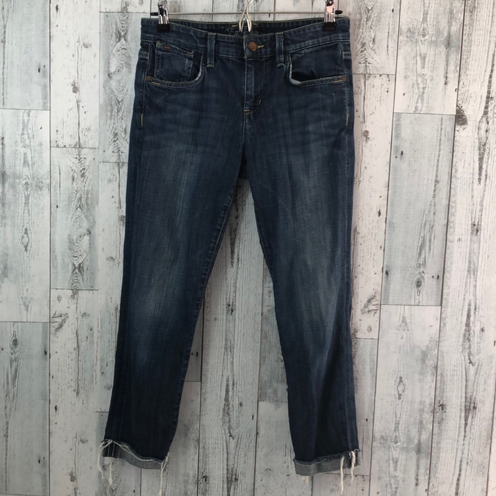 Joe’s The Best Friend Crop Jeans 25